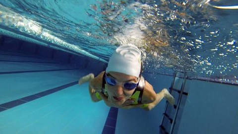 Raquel Domínguez nadando / Foto: Raquel Domínguez
